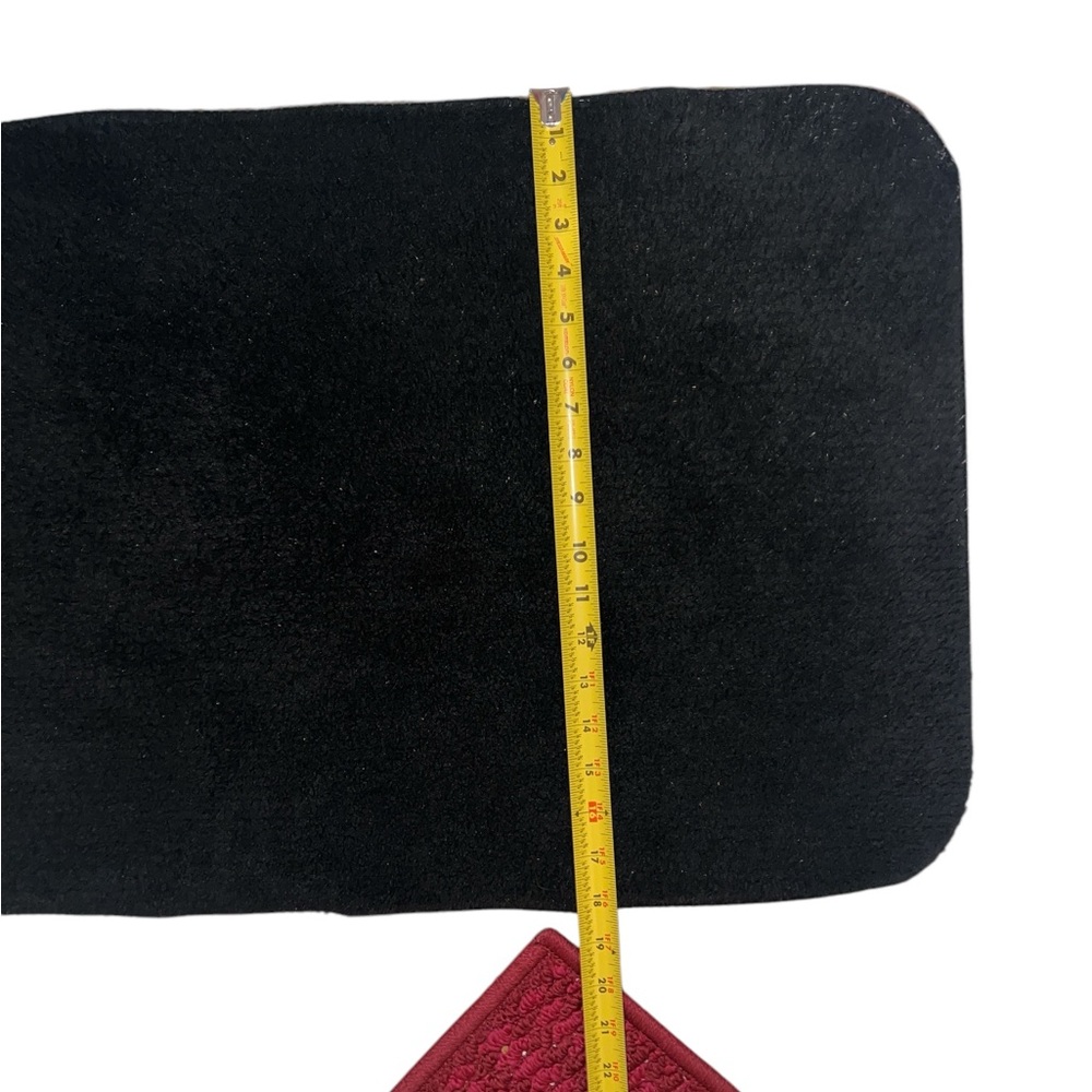☠️5/$20☠️ RUGS | BLACK BATHROOM MAT - Picture 3 of 5